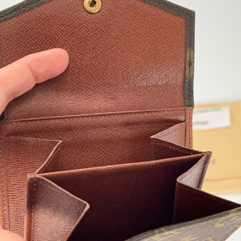 Louis Vuitton Monogram Two Sided Wallet Very Good Condition w/Box and Dust Bag - Picture 11 of 16
